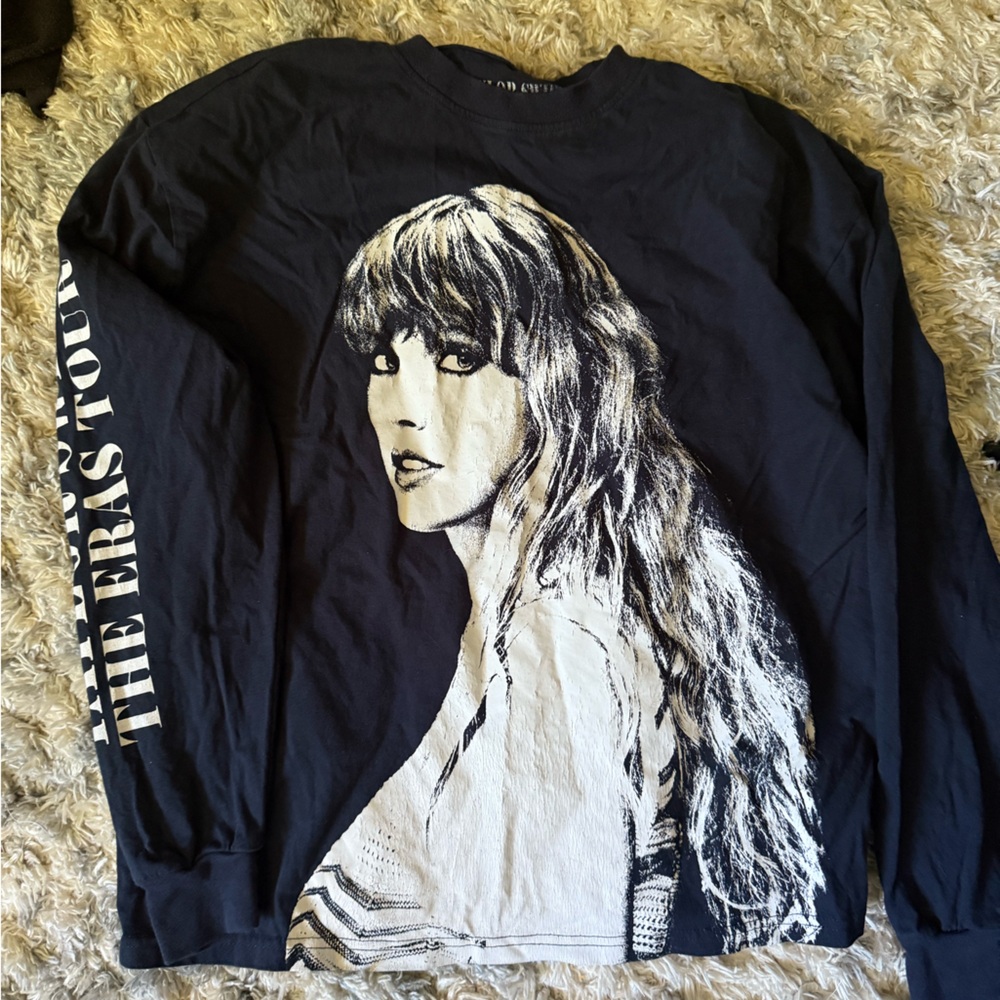 Black Graphic Long Sleeve Shirt